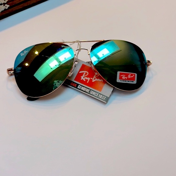 Ray-Ban Aviator Blue Mirror: NEW- Tags - Picture 5 of 8